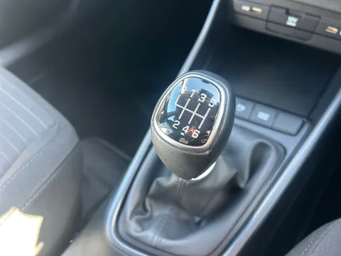 DL22XXB Hyundai i20 1.0T GDi 48V MHD SE Connect 5dr Thumbnail #18