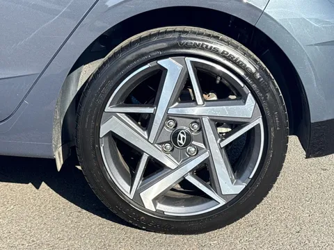 EA25AZN Hyundai i20 1.0T GDi Premium 5dr Thumbnail #24