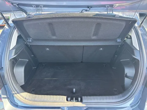 EA25AZN Hyundai i20 1.0T GDi Premium 5dr Thumbnail #16