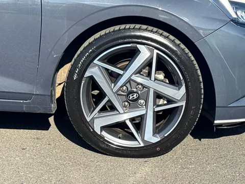 EA25AZN Hyundai i20 1.0T GDi Premium 5dr Thumbnail #25