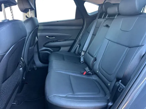 EN25THF Hyundai Tucson 1.6T Plug-in Hybrid Ultimate 5dr Auto Thumbnail #12