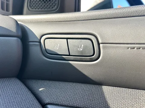 EN25THF Hyundai Tucson 1.6T Plug-in Hybrid Ultimate 5dr Auto Thumbnail #24