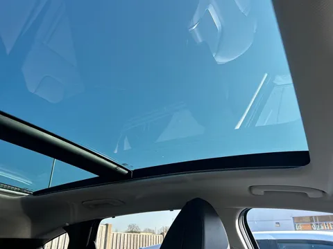 EN25THF Hyundai Tucson 1.6T Plug-in Hybrid Ultimate 5dr Auto Thumbnail #13