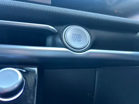 EN25THF Hyundai Tucson 1.6T Plug-in Hybrid Ultimate 5dr Auto Thumbnail #33