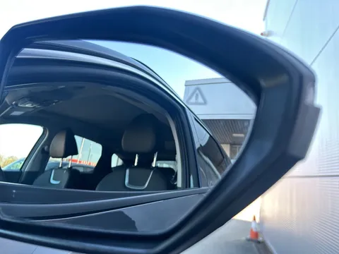 EN25THF Hyundai Tucson 1.6T Plug-in Hybrid Ultimate 5dr Auto Thumbnail #37