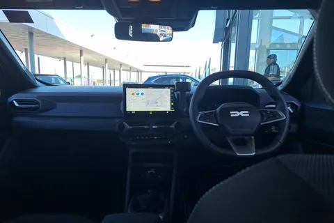 BF75YLE Dacia Duster 1.2 TCe 130 Journey 5dr Thumbnail #4