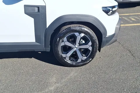 BF75YLE Dacia Duster 1.2 TCe 130 Journey 5dr Thumbnail #5