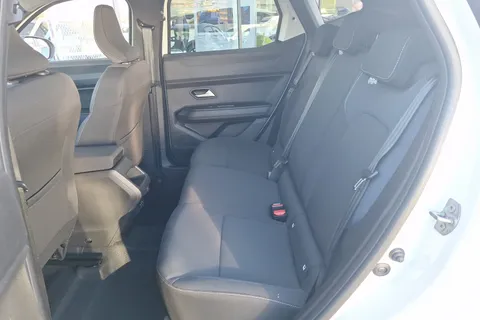 BF75YLE Dacia Duster 1.2 TCe 130 Journey 5dr Thumbnail #10