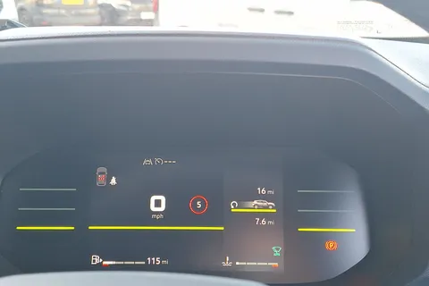 BF75YLE Dacia Duster 1.2 TCe 130 Journey 5dr Thumbnail #12