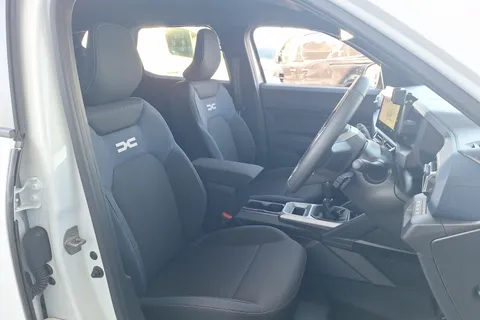 BF75YLE Dacia Duster 1.2 TCe 130 Journey 5dr Thumbnail #28