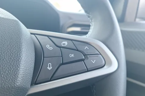 BF75YLE Dacia Duster 1.2 TCe 130 Journey 5dr Thumbnail #30