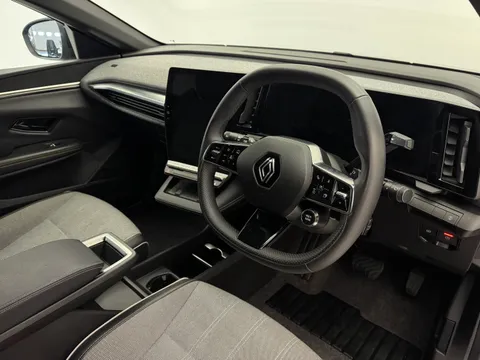 ME24GVT Renault Megane E-Tech EV60 160kW Techno Comfort Range 60kWh 5dr Auto Thumbnail #18