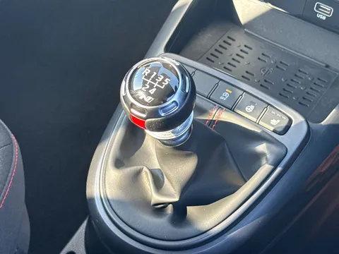 DY24MLN Hyundai i10 1.0 T-GDi N Line 5dr Thumbnail #22