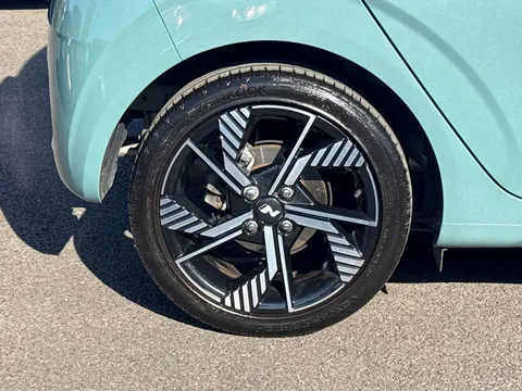 DY24MLN Hyundai i10 1.0 T-GDi N Line 5dr Thumbnail #26