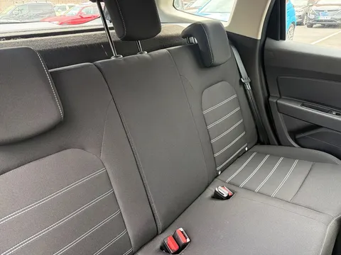 ML73KKE Dacia Duster 1.0 TCe 90 Expression 5dr Thumbnail #10