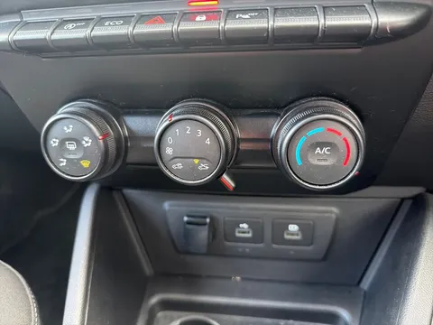 ML73KKE Dacia Duster 1.0 TCe 90 Expression 5dr Thumbnail #17