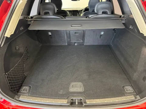 KR23MFY Volvo XC60 2.0 B4D Plus Dark 5dr AWD Geartronic Thumbnail #34