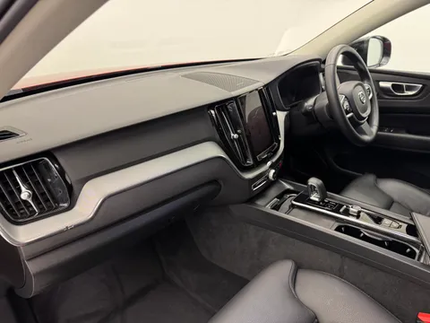 KR23MFY Volvo XC60 2.0 B4D Plus Dark 5dr AWD Geartronic Thumbnail #11