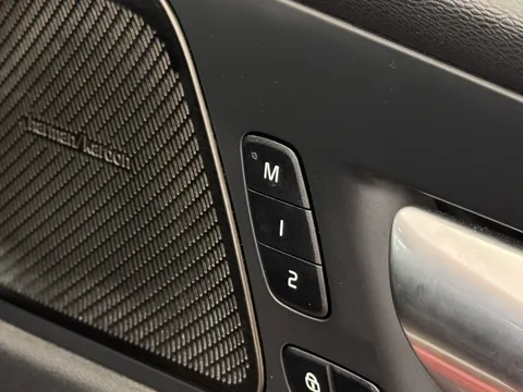 KR23MFY Volvo XC60 2.0 B4D Plus Dark 5dr AWD Geartronic Thumbnail #22