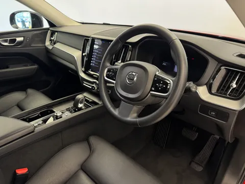 KR23MFY Volvo XC60 2.0 B4D Plus Dark 5dr AWD Geartronic Thumbnail #15