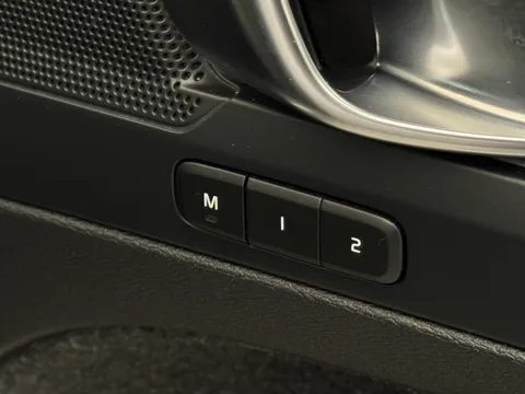 DS72XFD Volvo XC40 1.5 T4 Recharge PHEV Plus Dark 5dr Auto Thumbnail #21