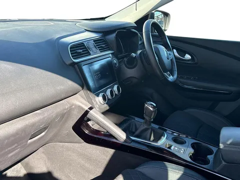 HT19OJD Renault Kadjar 1.3 TCE Iconic 5dr Thumbnail #5