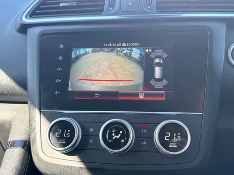 HT19OJD Renault Kadjar 1.3 TCE Iconic 5dr Thumbnail #16