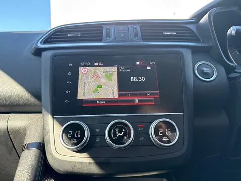HT19OJD Renault Kadjar 1.3 TCE Iconic 5dr Thumbnail #17
