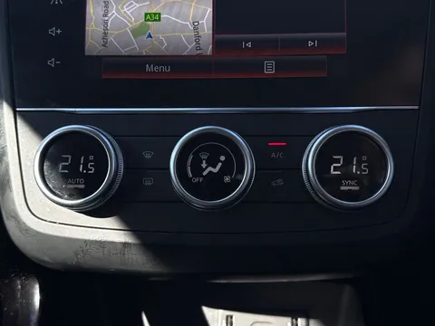 HT19OJD Renault Kadjar 1.3 TCE Iconic 5dr Thumbnail #19