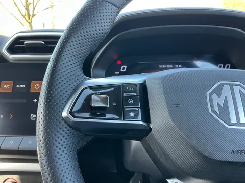 LC74UXO Mg Motor Uk Zs 1.5 Hybrid+ Trophy 5dr Auto Thumbnail #23