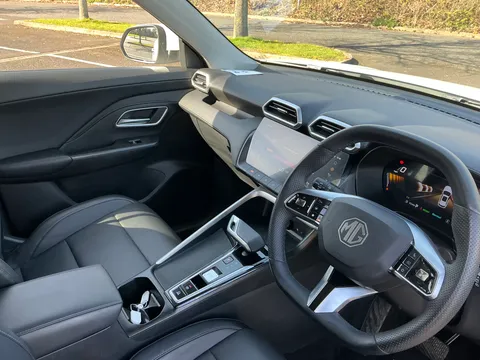 LC74UXO Mg Motor Uk Zs 1.5 Hybrid+ Trophy 5dr Auto Thumbnail #38