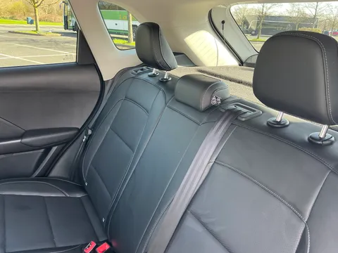 LC74UXO Mg Motor Uk Zs 1.5 Hybrid+ Trophy 5dr Auto Thumbnail #46