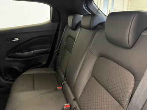 OW25AYY Nissan Juke 1.0 DiG-T N-Connecta 5dr Thumbnail #14