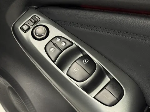 OW25AYY Nissan Juke 1.0 DiG-T N-Connecta 5dr Thumbnail #21