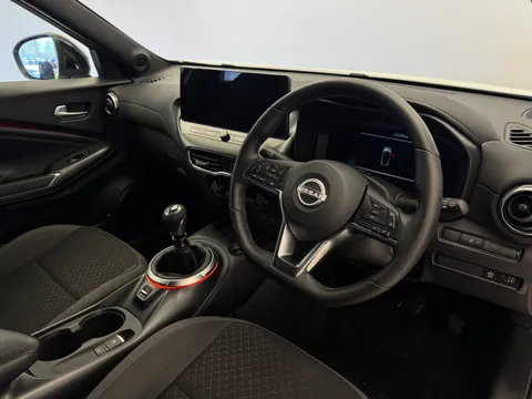 OW25AYY Nissan Juke 1.0 DiG-T N-Connecta 5dr Thumbnail #22