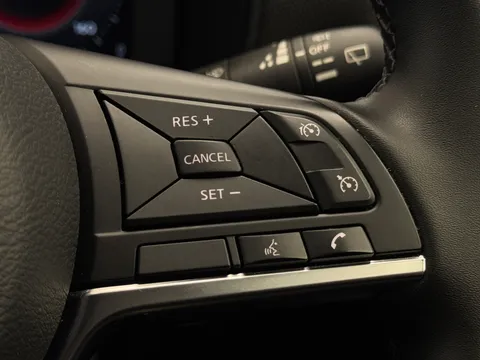 OW25AYY Nissan Juke 1.0 DiG-T N-Connecta 5dr Thumbnail #24