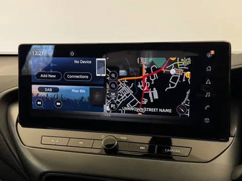 OW25AYY Nissan Juke 1.0 DiG-T N-Connecta 5dr Thumbnail #25