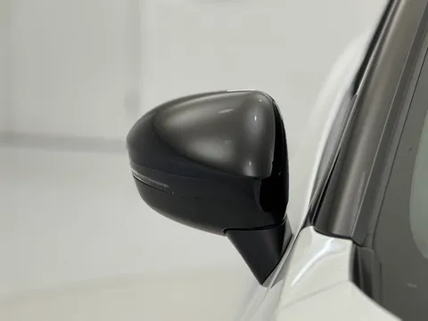 OW25AYY Nissan Juke 1.0 DiG-T N-Connecta 5dr Thumbnail #31