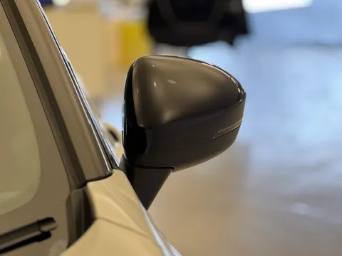 OW25AYY Nissan Juke 1.0 DiG-T N-Connecta 5dr Thumbnail #32