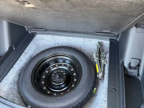 DY19UHL Honda CR-V 1.5 VTEC Turbo SE 5dr 2WD Thumbnail #17