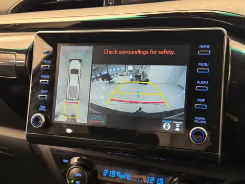 DS23HNX Toyota Hilux Invincible X D/Cab Pick Up 2.8 D-4D Auto Thumbnail #24