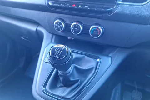 BN24ZGM Renault Kangoo LL21 Blue dCi 95 Start Van Thumbnail #41