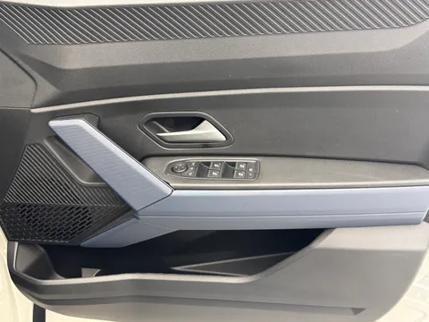 MC74ODJ Dacia Duster 1.2 TCe 130 Journey 5dr Thumbnail #17