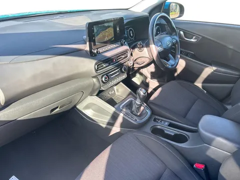 AF23WDP Hyundai Kona 1.0 TGDi 48V MHEV Premium 5dr Thumbnail #5