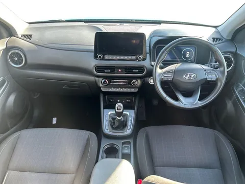 AF23WDP Hyundai Kona 1.0 TGDi 48V MHEV Premium 5dr Thumbnail #12