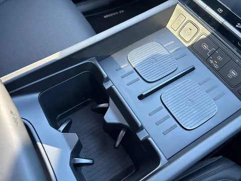 MH75WBY Hyundai Santa Fe 1.6 TGDi Hybrid Calligraphy 5dr 4WD Auto Thumbnail #14