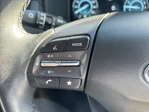 DU22WXD Hyundai Kona 1.0 TGDi 48V MHEV SE Connect 5dr Thumbnail #19