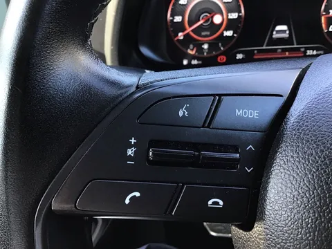 DV22KWY Hyundai i20 1.0T GDi 48V MHD SE Connect 5dr Thumbnail #17