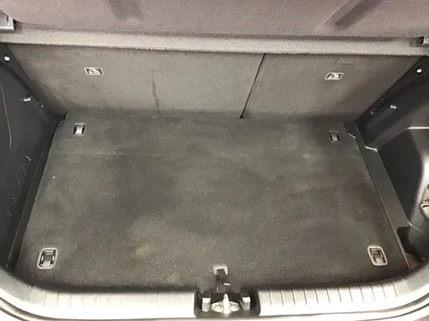 DV22KWY Hyundai i20 1.0T GDi 48V MHD SE Connect 5dr Thumbnail #23