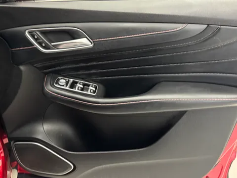 DV22OKH Mg Motor Uk Hs 1.5 T-GDI Exclusive 5dr Thumbnail #17